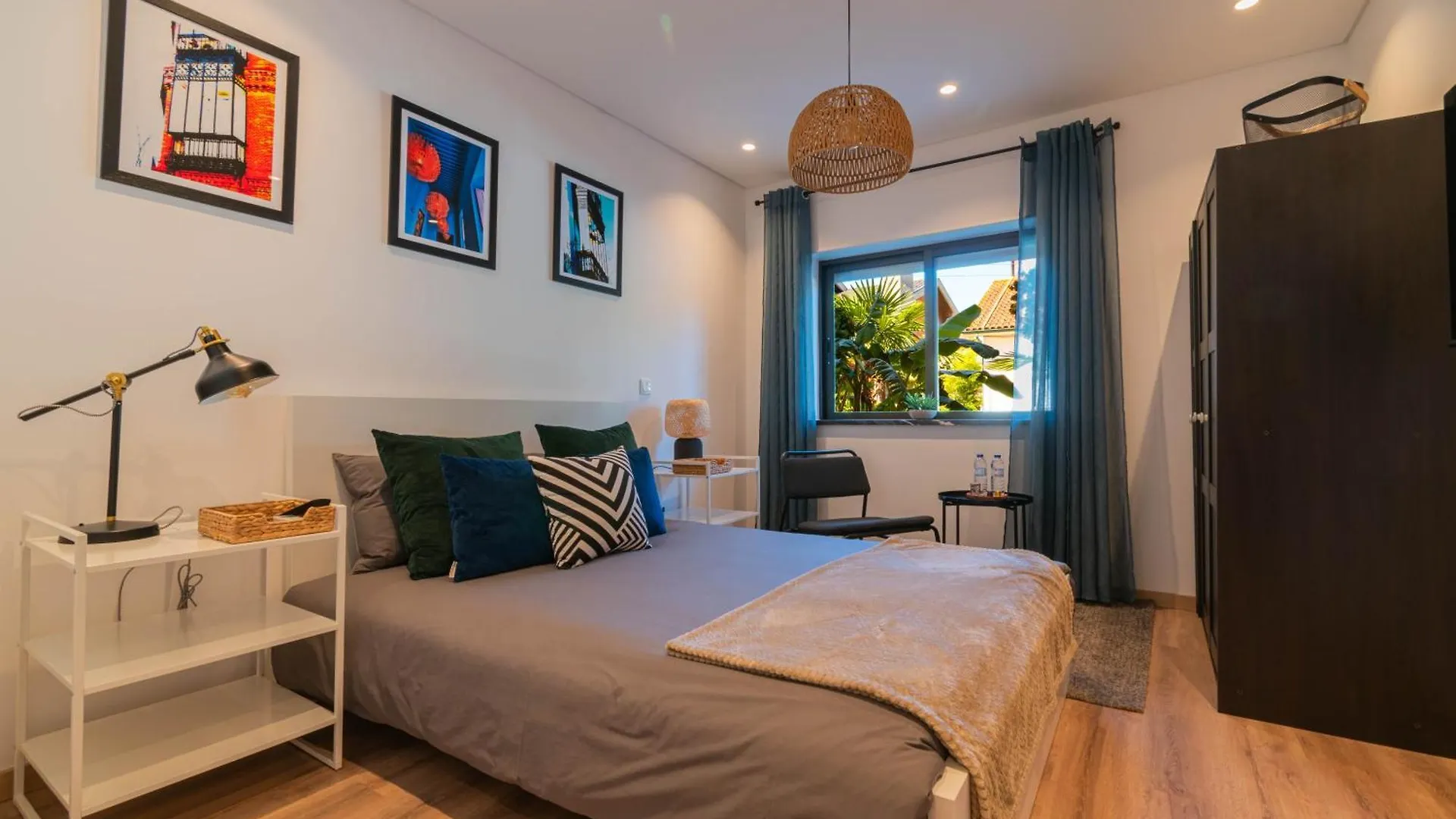 بيت ضيافة 7Min To Uni Se-Velha - Ac - Work Desk - 300Mbs Wifi - Suite 3 كويمبرا